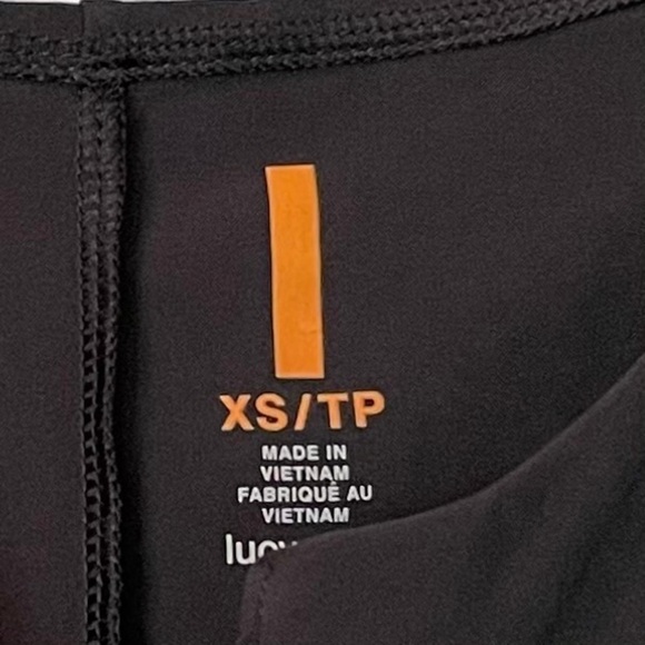 🌺 Lucy Unhindered 3/4 Sleeve Lounge Black Romper Size XS - Picture 5 of 8